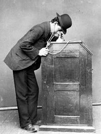 Le Kinetophone d'Edison en 1888.